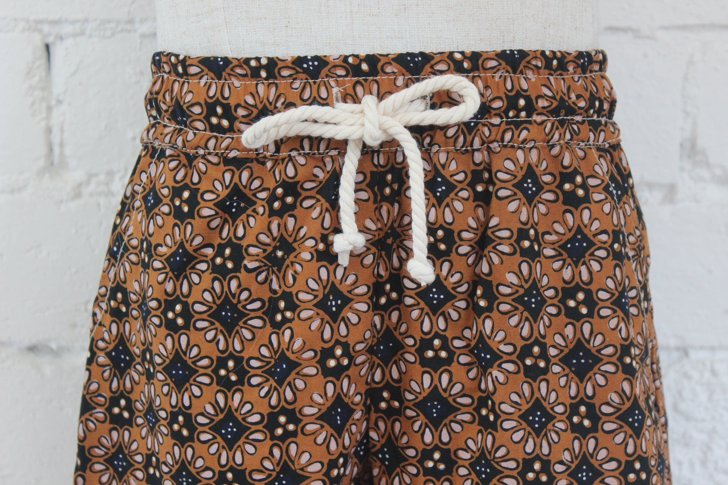 Ceplok Mustard Shorts