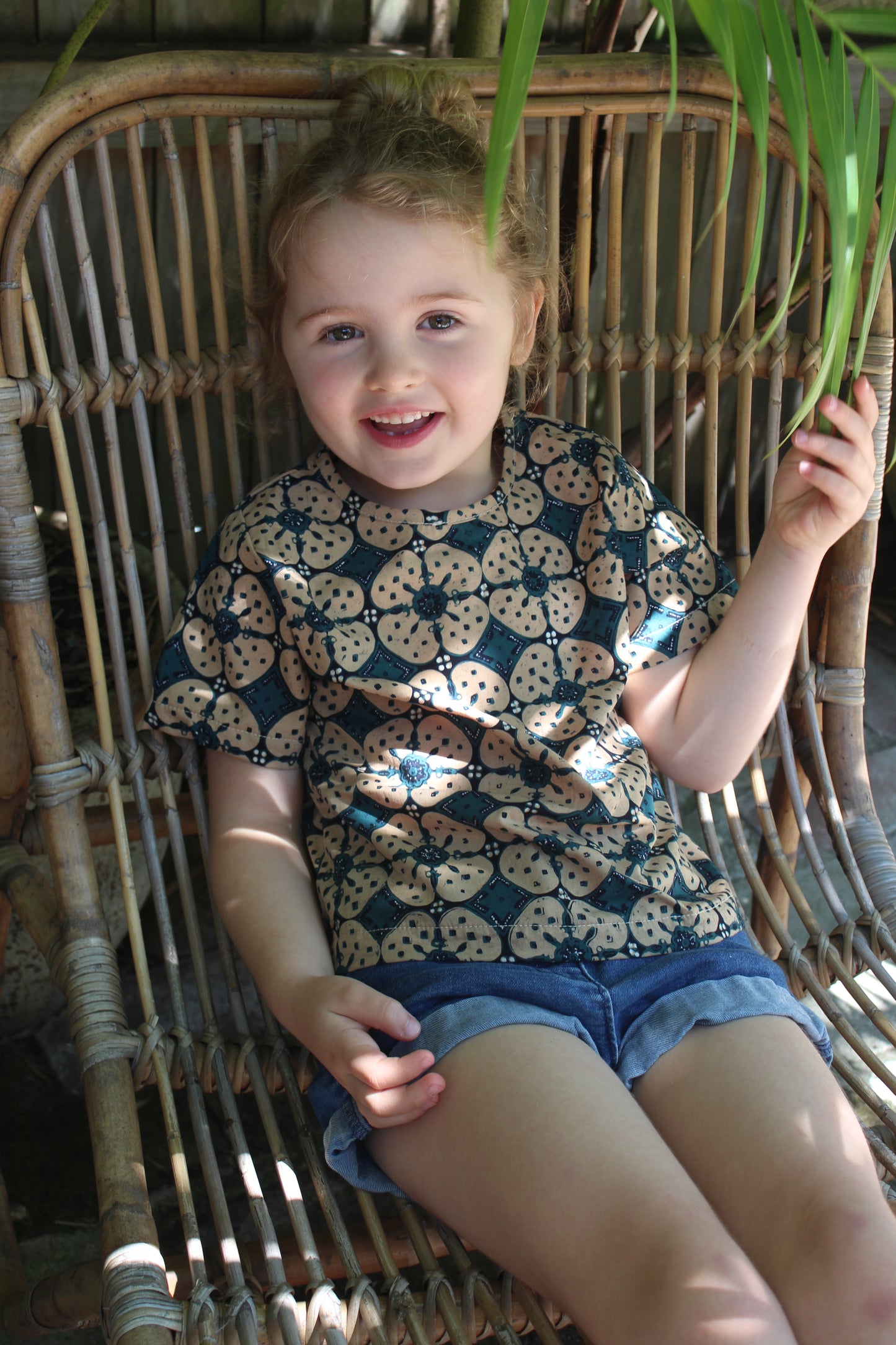 Woven Short Sleeve Shirt Kawung Emerald