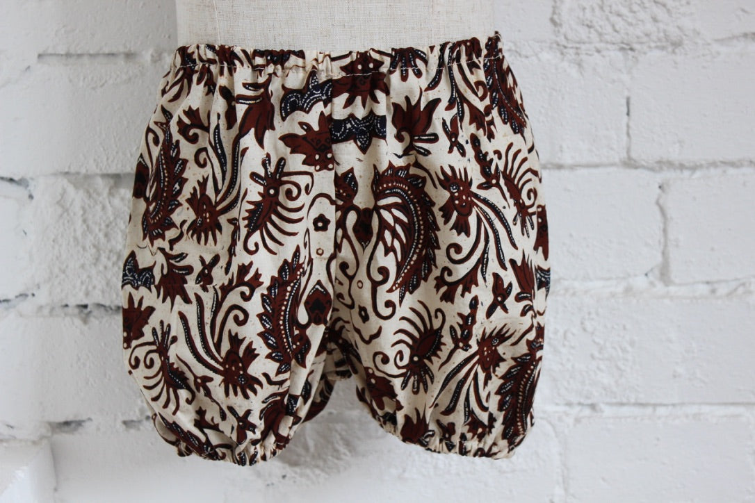 Walang Kekek Cream and Dark Rust Bloomers