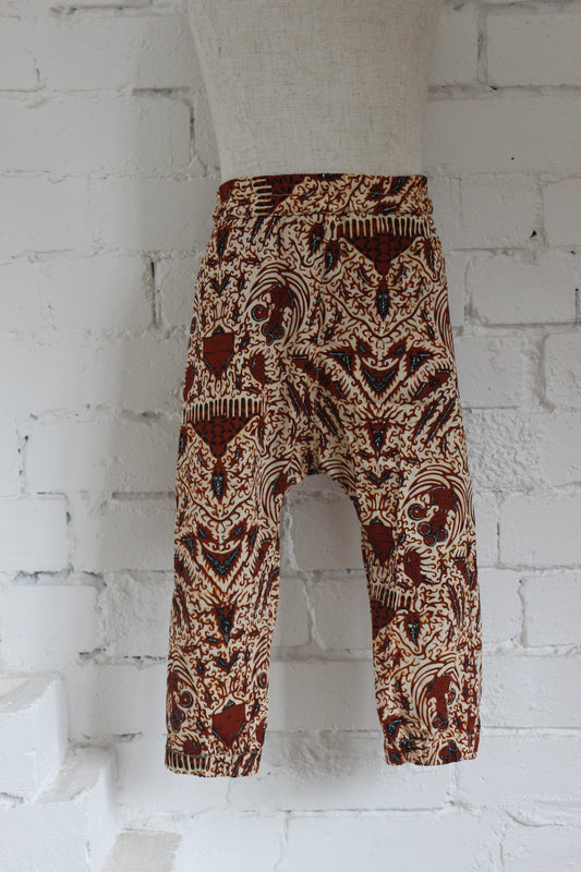 Cuwiri Pants in Natural and Dark Rust